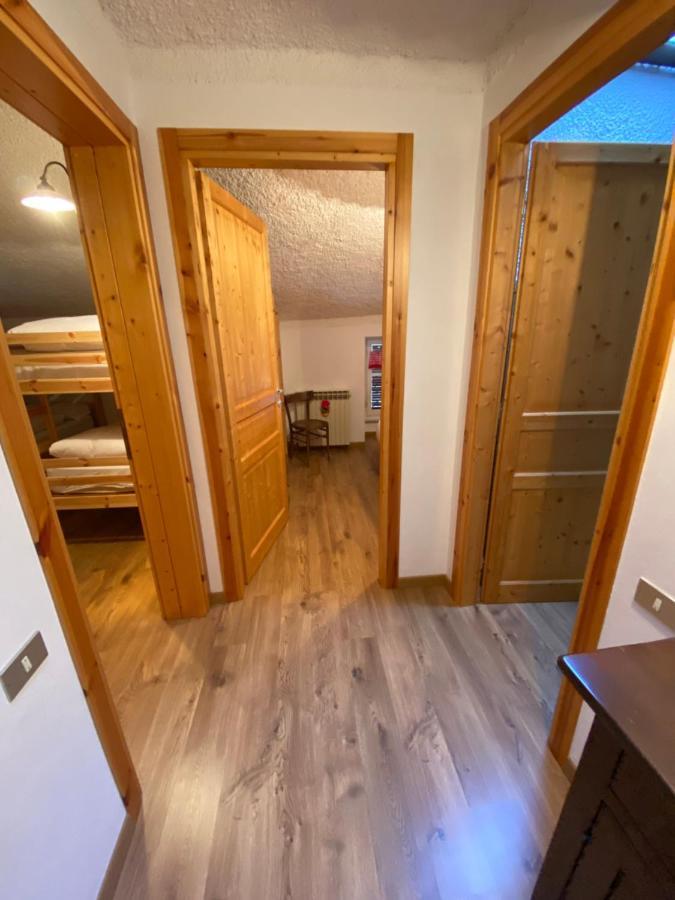Apartamento Mansarda Petronilla Piazzatorre Exterior foto