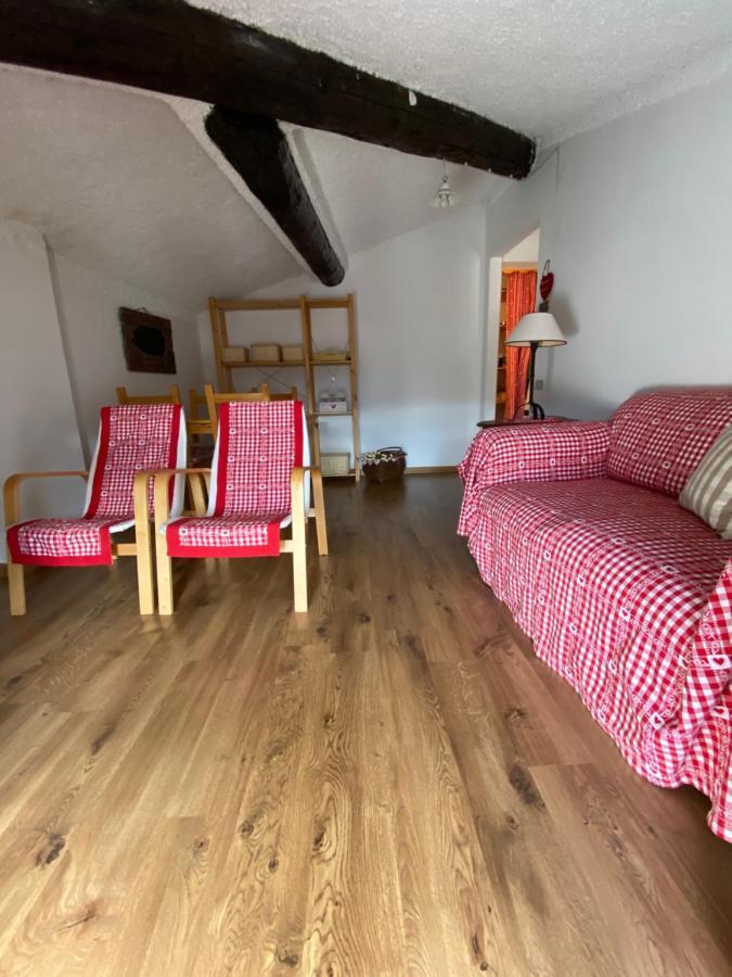 Apartamento Mansarda Petronilla Piazzatorre Exterior foto