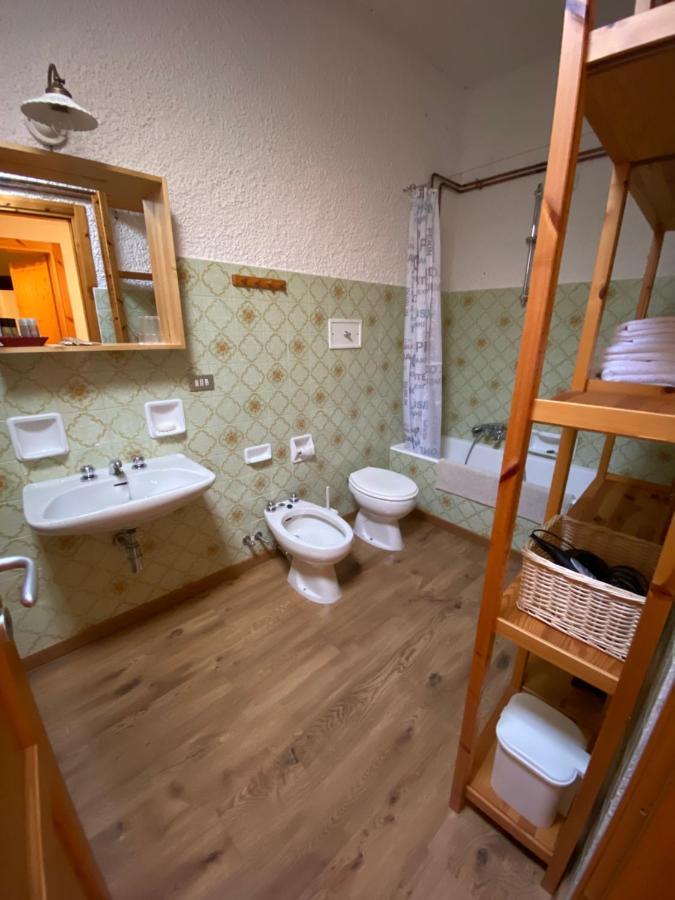 Apartamento Mansarda Petronilla Piazzatorre Exterior foto