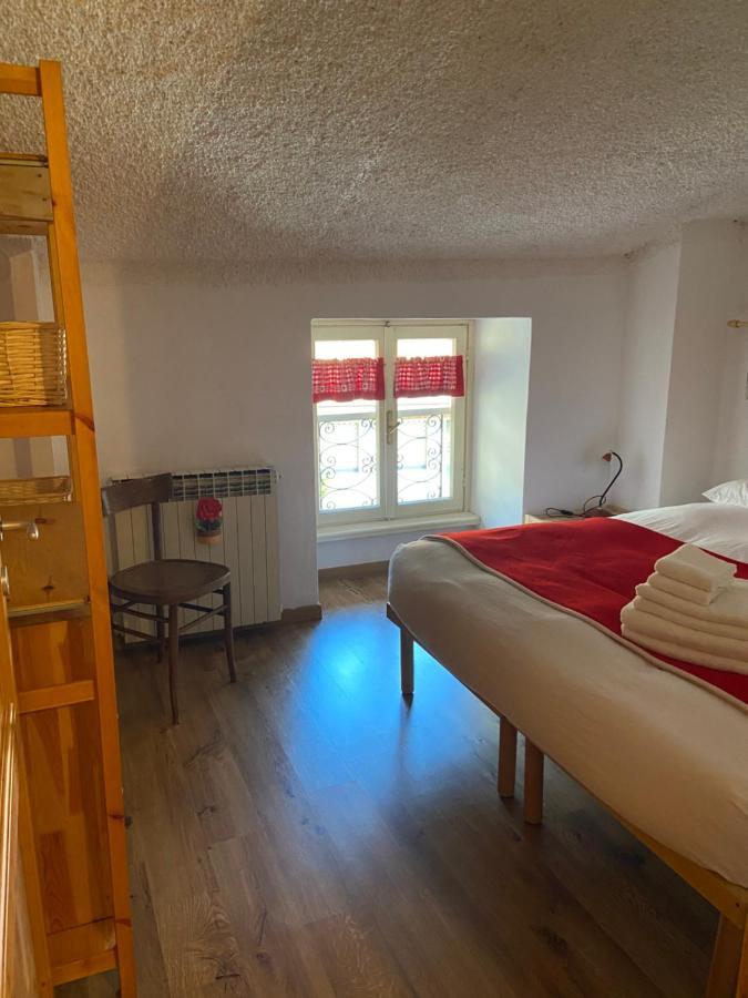 Apartamento Mansarda Petronilla Piazzatorre Exterior foto
