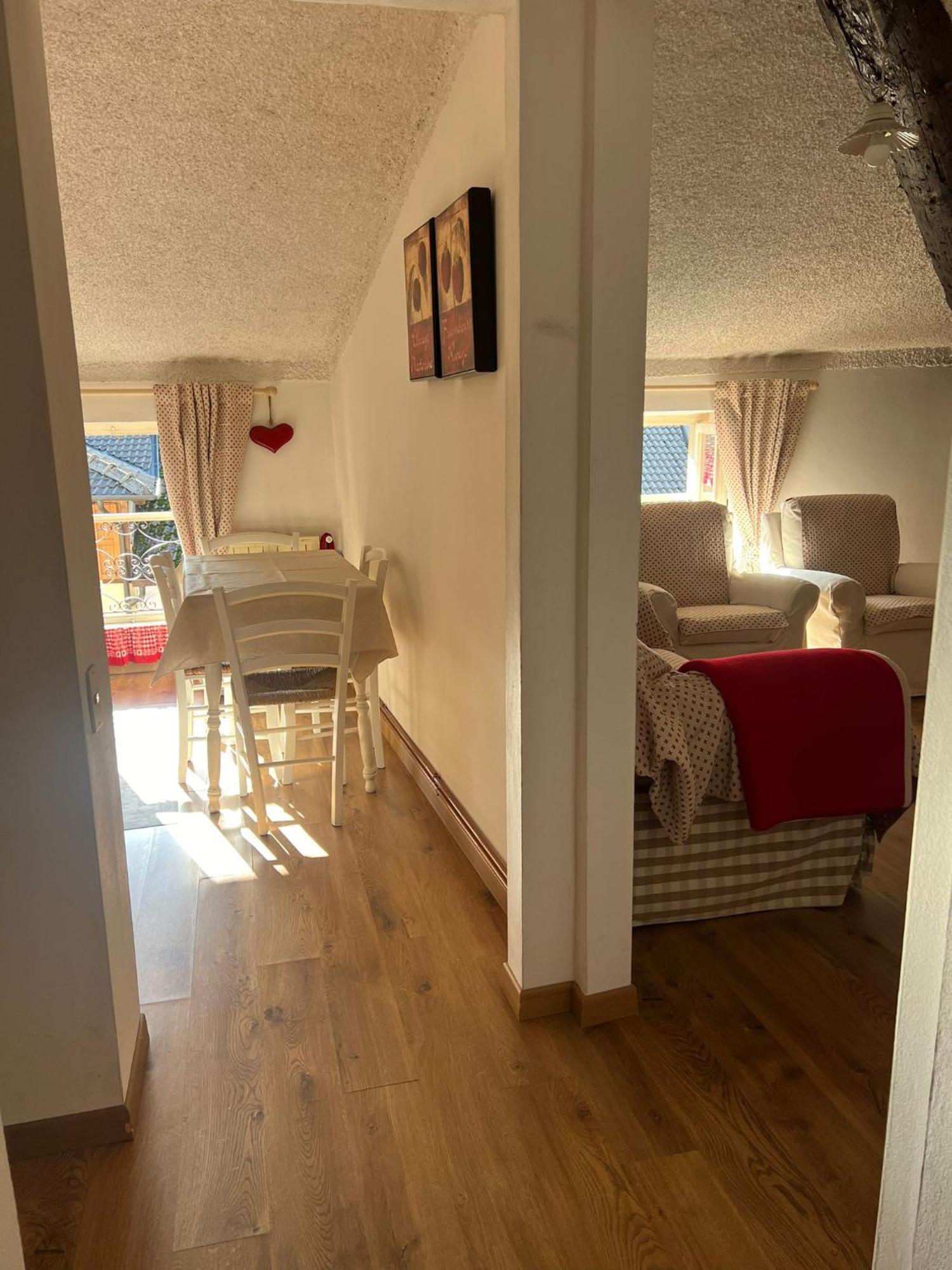 Apartamento Mansarda Petronilla Piazzatorre Exterior foto